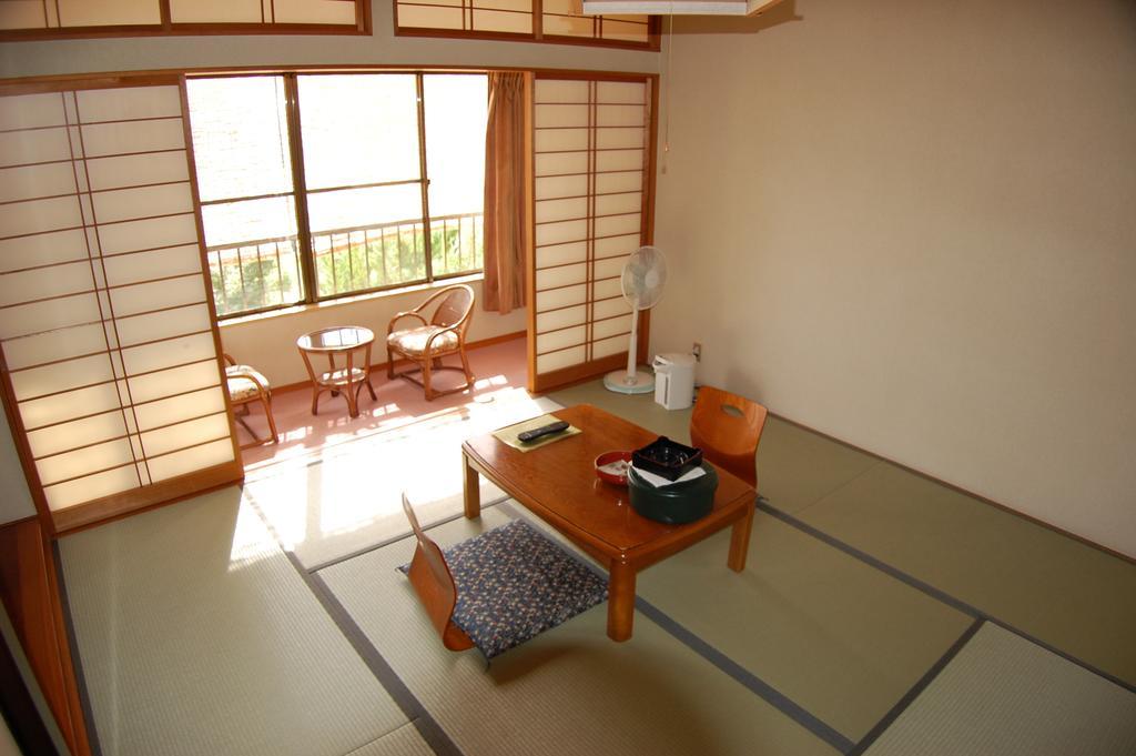 Sawatari Onsen Miyataya Ryokan Nakanojo Δωμάτιο φωτογραφία